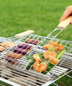 BBQ Grill Net Basket Barbecue Roast Grilling Tray with Wooden Handle(22*22 cm Net size)